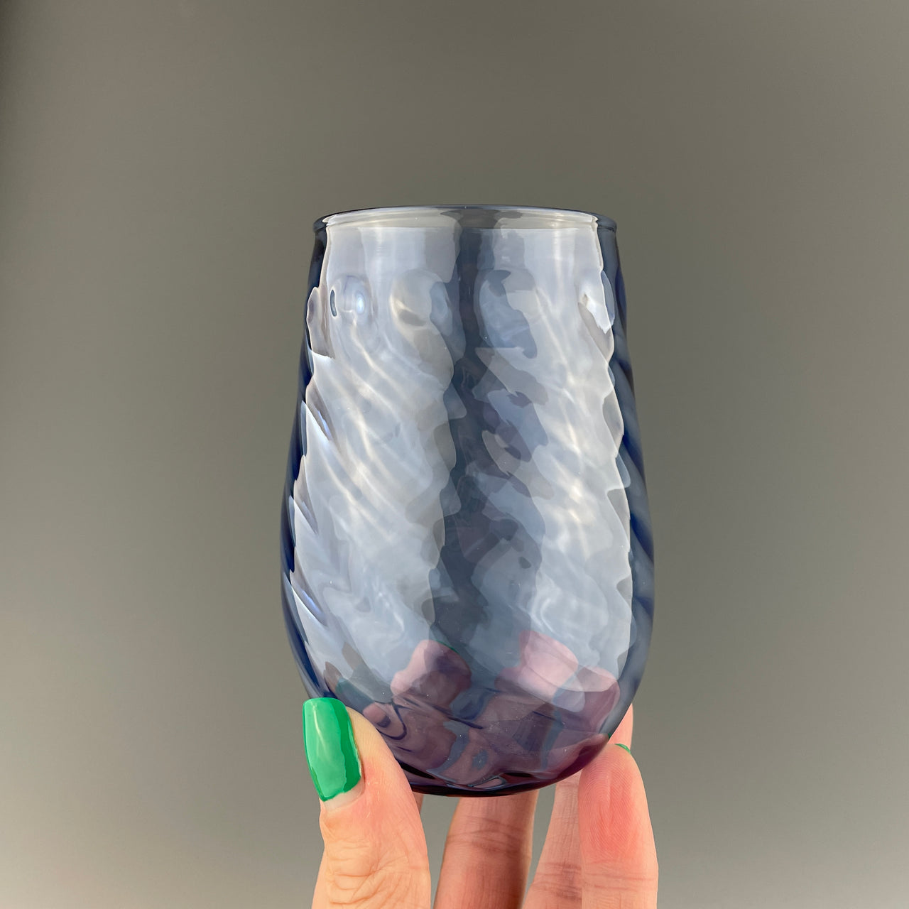 brilliant blue stemless wineglass
